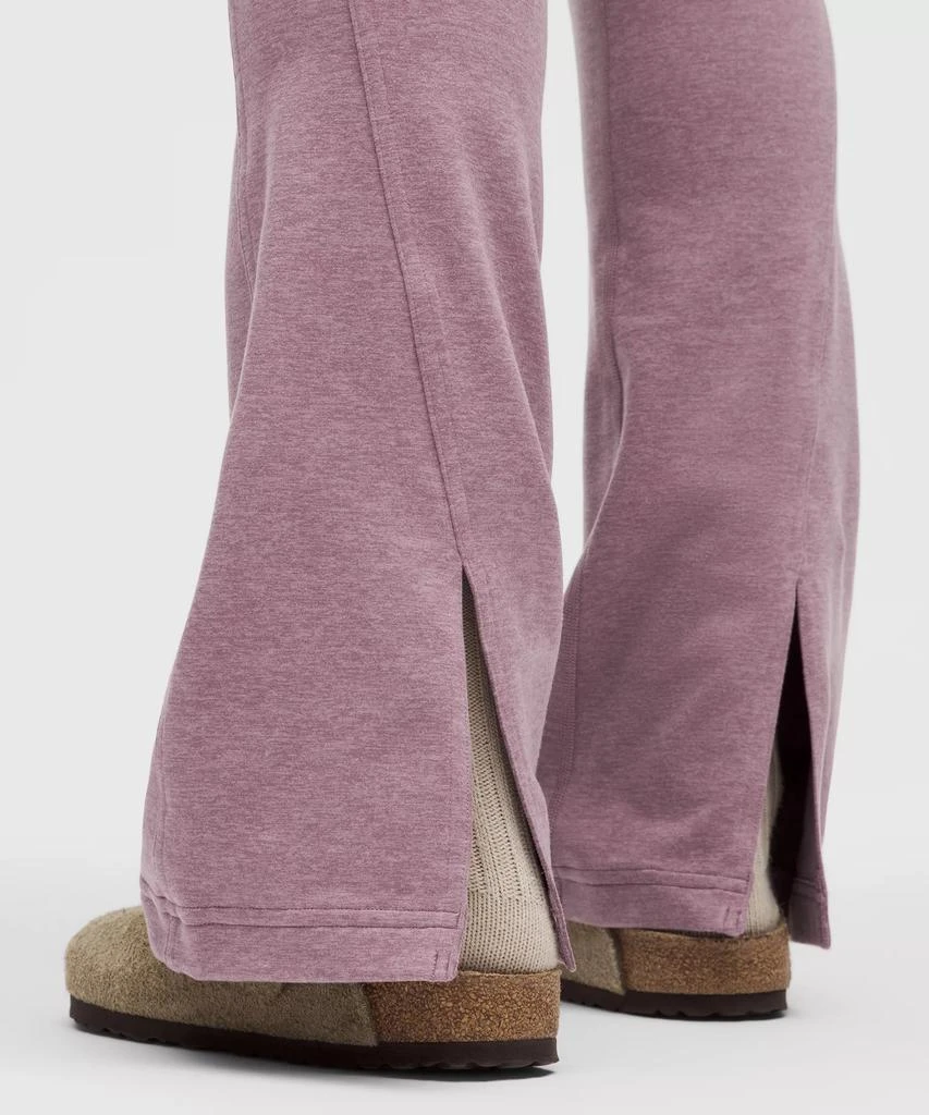 Softy Suedey Split-Hem High-Rise Mini-Flare Pant *Regular 商品