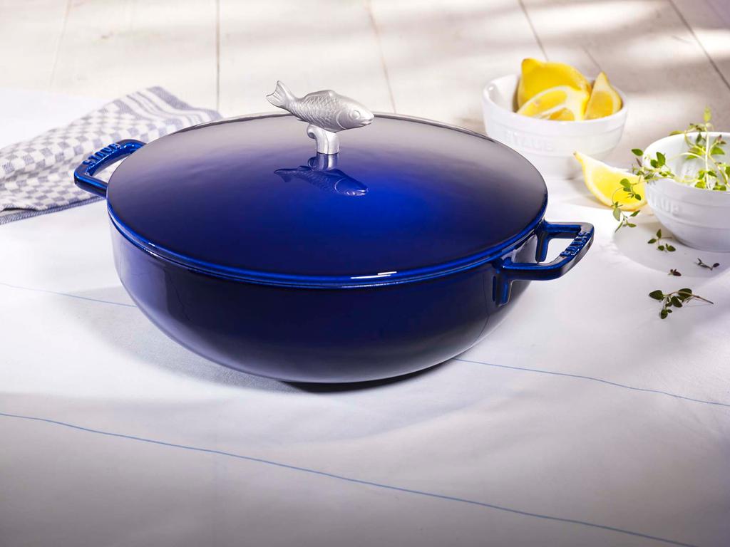 Staub Cast Iron 5-qt Bouillabaisse Pot - Dark Blue商品第3张图片规格展示