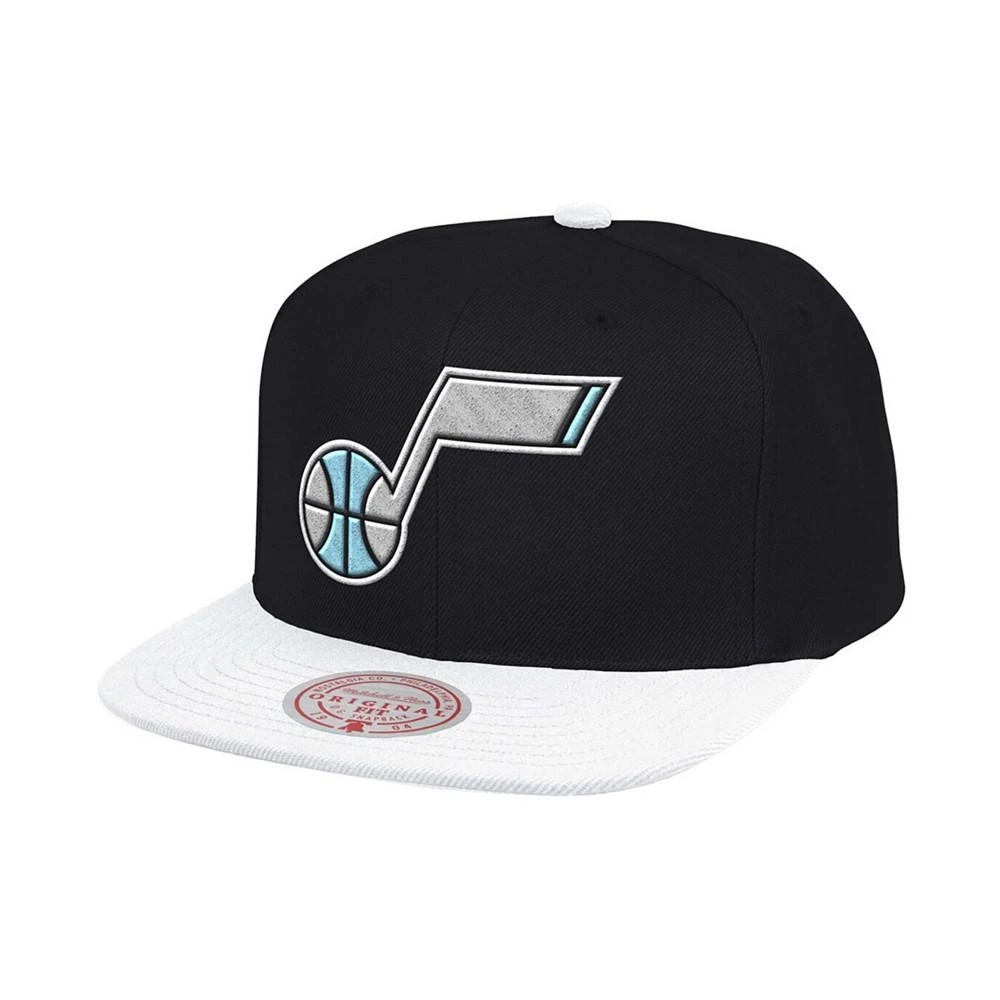 商品Mitchell and Ness|Men's Black/White Utah Jazz Snapback Adjustable Hat,价格¥262,第1张图片