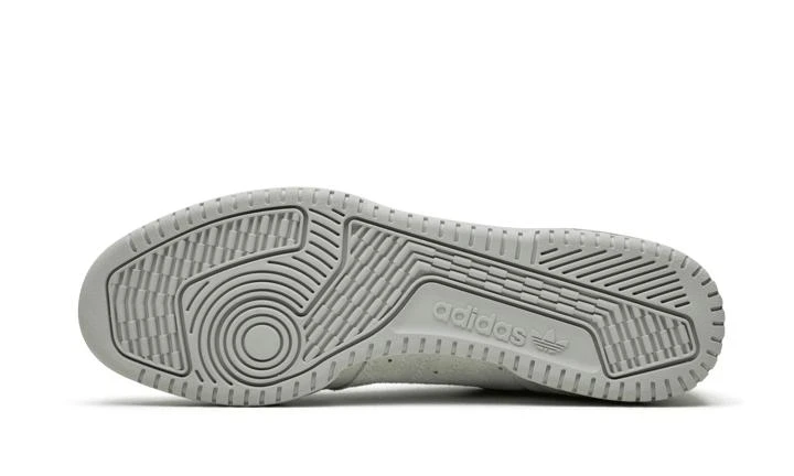 Adidas Yeezy Powerphase 商品