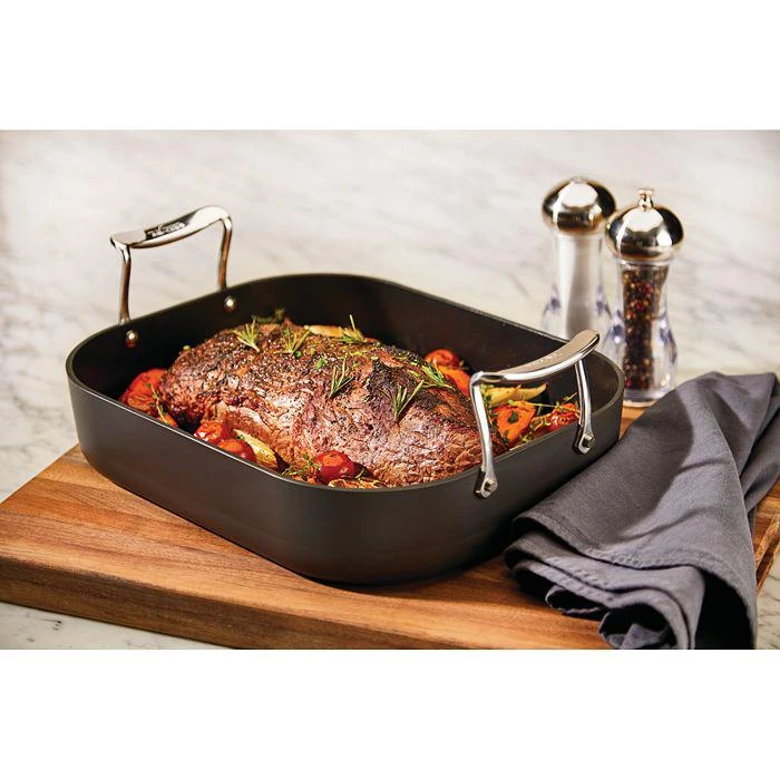 商品All-Clad|Essentials Non-Stick Small Roaster with Rack,价格¥672,第4张图片详细描述