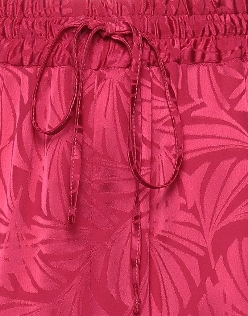商品BLUMARINE|Shorts & Bermuda,价格¥275,第4张图片详细描述