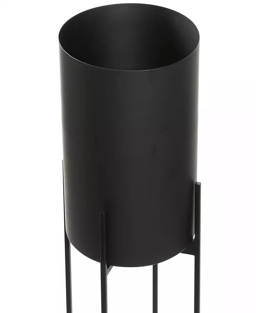 商品Rosemary Lane|Black Metal Indoor Outdoor Planter with Removable Stand Set of 2,价格¥1090,第3张图片详细描述