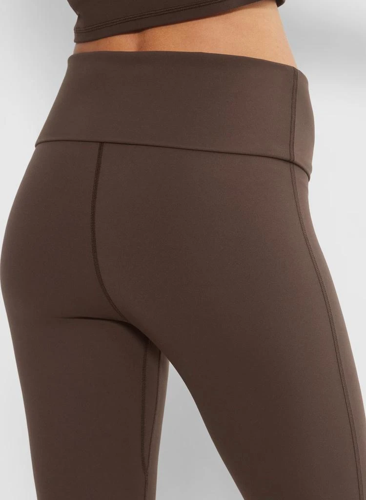 商品Aritzia|Golden - Butter Foldover Bootcut 32" Legging,价格¥405,第4张图片详细描述