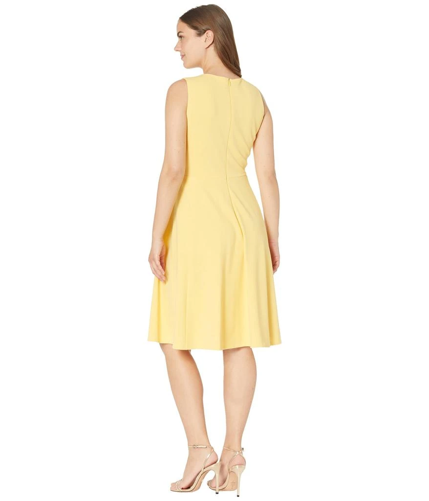 商品Ralph Lauren|Crepe Fit-and-Flare Dress,价格¥334,第2张图片详细描述