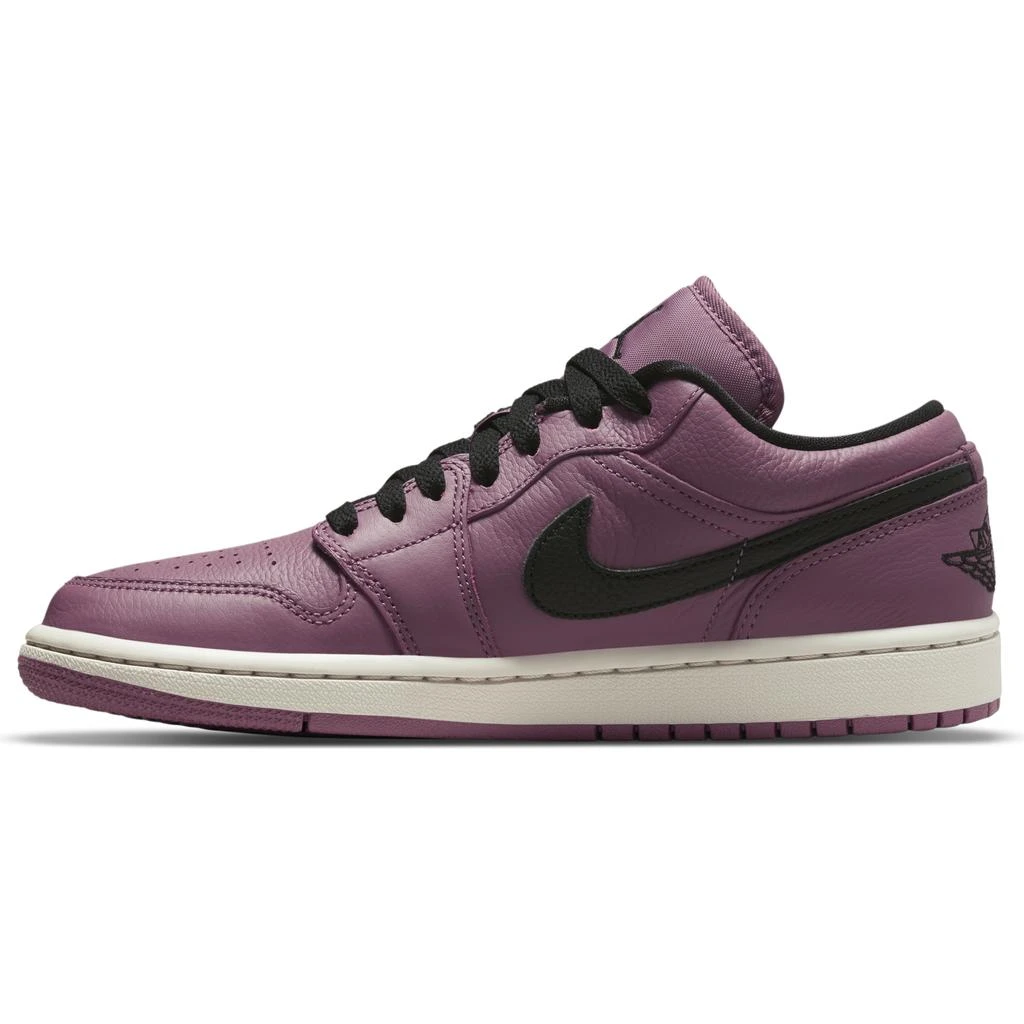 商品Jordan|Jordan 1 Low - Women Shoes,价格¥561,第4张图片详细描述