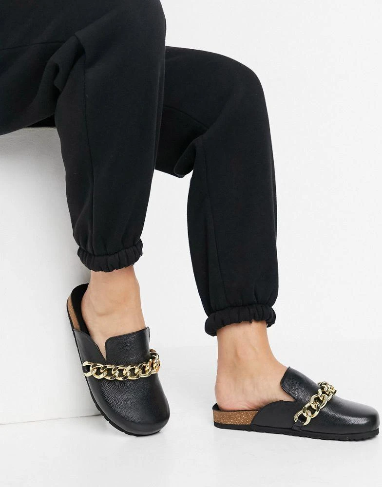 商品ASOS|ASOS DESIGN Molly leather mule with gold hardware in black,价格¥251,第4张图片详细描述