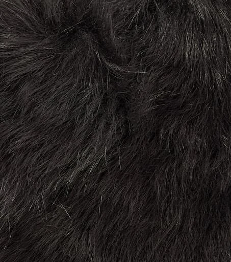 商品Totême|Leather-lined shearling collar,价格¥3786,第3张图片详细描述