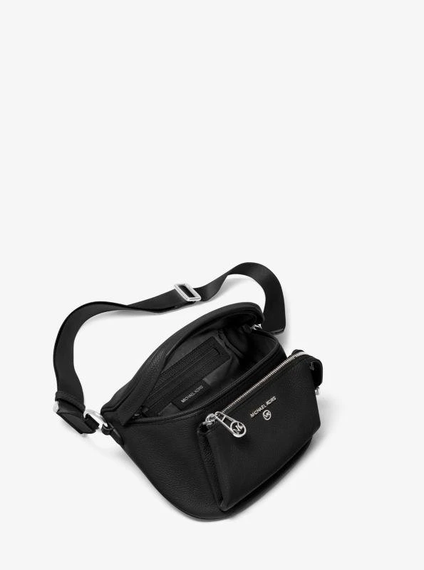 商品Michael Kors|Slater Medium Pebbled Leather Sling Pack,价格¥736,第2张图片详细描述