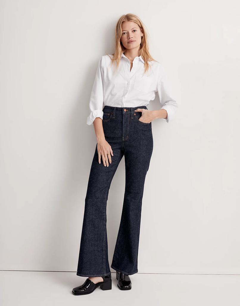商品Madewell|The Petite Perfect Vintage Flare Jean in Wrenford Wash,价格¥958,第3张图片详细描述