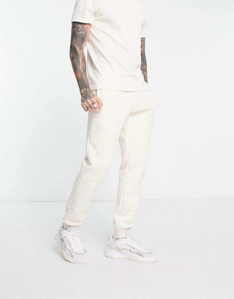 商品Adidas|adidas Originals Trefoil Essentials joggers in white,价格¥494,第2张图片详细描述