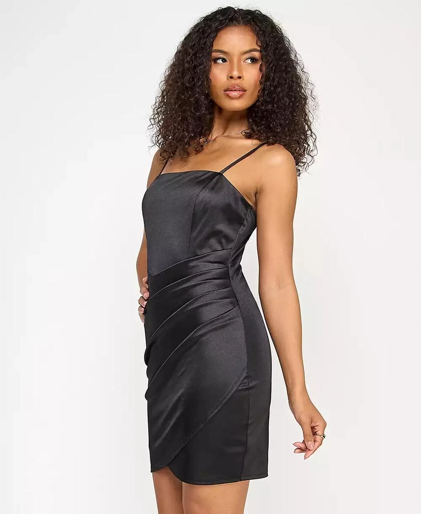 商品Emerald Sundae|Juniors' Ruched Asymmetric Bodycon Dress,价格¥514,第5张图片详细描述