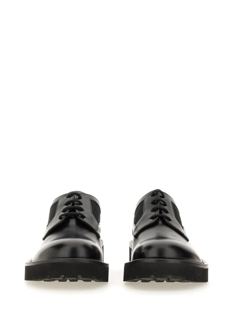 商品Valentino|Polished Leather Derby Shoe With Textured Detailing,价格¥4651,第5张图片详细描述