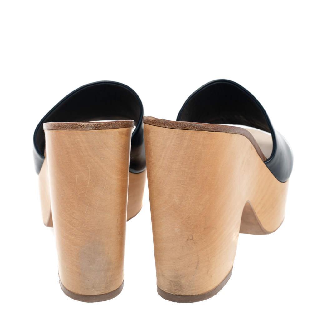 商品[二手商品] Chanel|Chanel Cream/Blue Patent Leather CC Wooden Clogs Sandals Size 37.5,价格¥3017,第7张图片详细描述