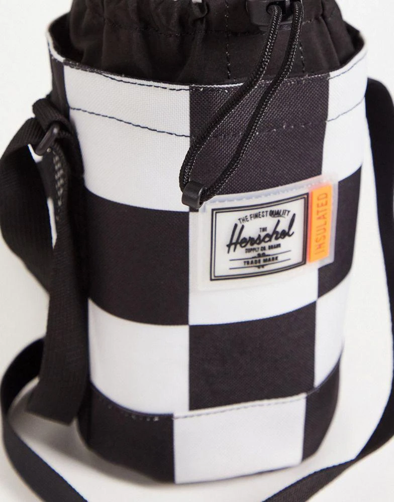 商品Herschel Supply|Herschel Supply Co. bottle bag in black and white checkerboard,价格¥228,第3张图片详细描述