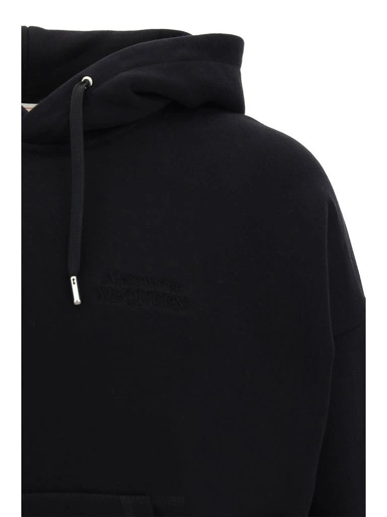 商品Alexander McQueen|Alexander McQueen Logo Embroidered Drawstring Hoodie,价格¥2786,第3张图片详细描述