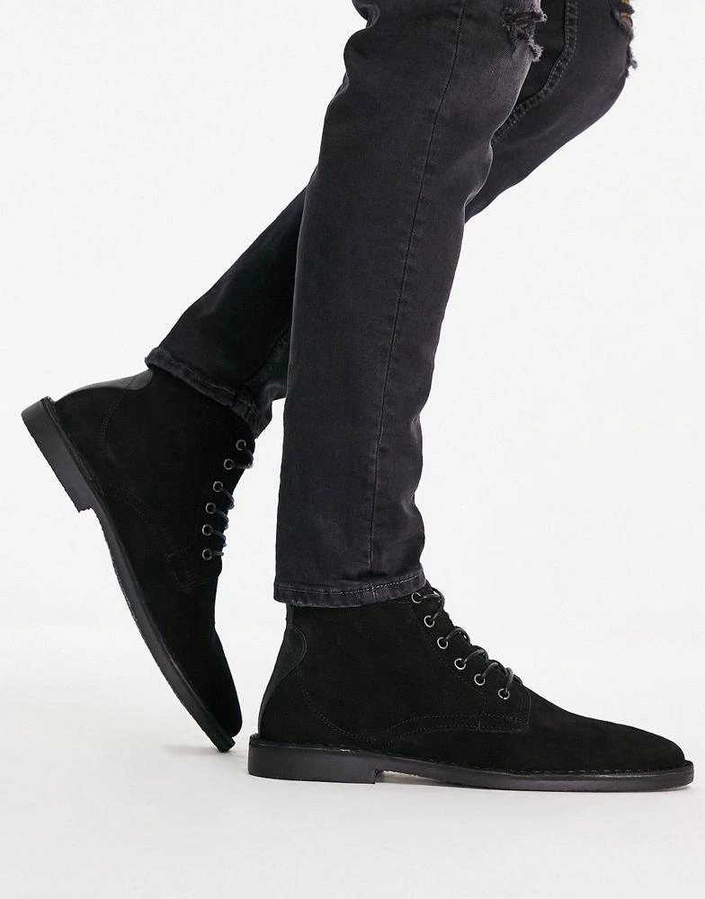 商品ASOS|ASOS DESIGN desert boots in black suede with leather detail,价格¥406,第1张图片