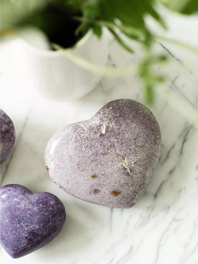 商品Jia Jia|Lepidolite Heart Crystal,价格¥3297,第4张图片详细描述
