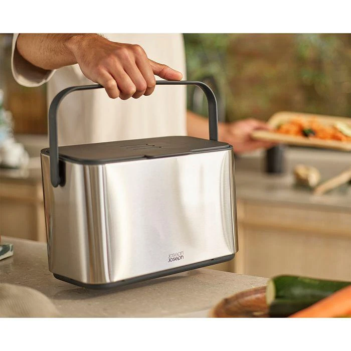 商品Joseph Joseph|Collect 4 Liter Stainless Steel Food Waste Compost Caddy,价格¥379,第4张图片详细描述