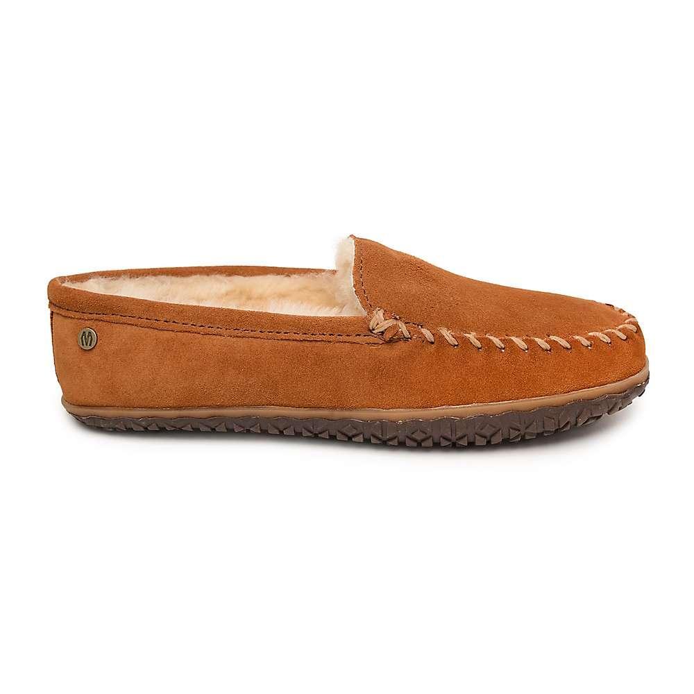 商品Minnetonka|Minnetonka Men's Sheepskin Tobie Slipper,价格¥589,第5张图片详细描述