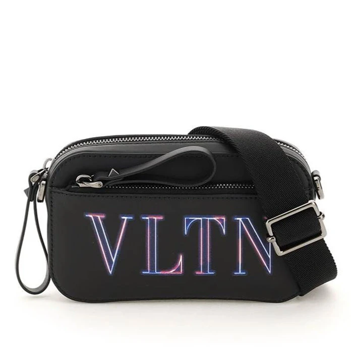 商品Valentino|VALENTINO 男士黑色皮革斜挎包 XY2B0954-GCI-N78,价格¥3605,第1张图片