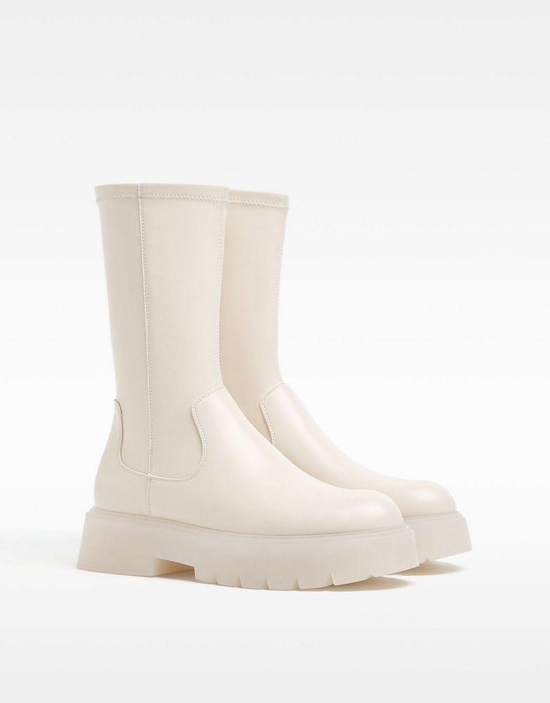 商品Bershka|Bershka pull on chelsea boots in beige with clear sole,价格¥214,第1张图片