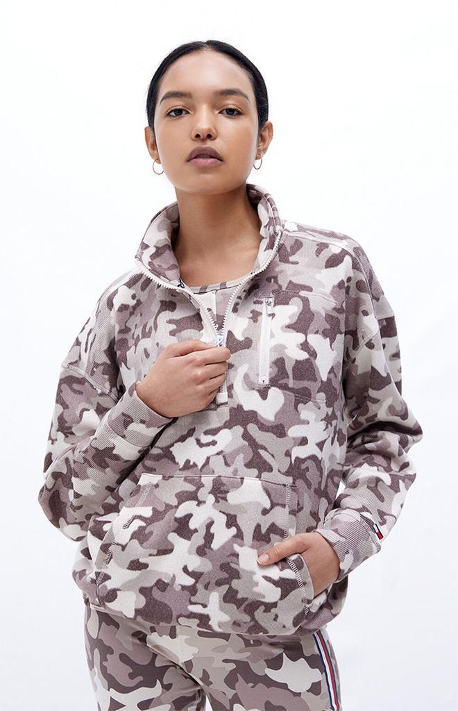 Camouflage Fleece Half Zip Sweatshirt商品第1张图片规格展示