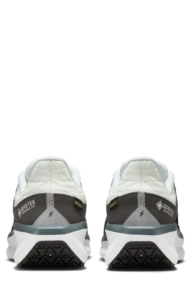 商品NIKE|Air Winflo 11 GTX Running Shoe,价格¥817,第2张图片详细描述