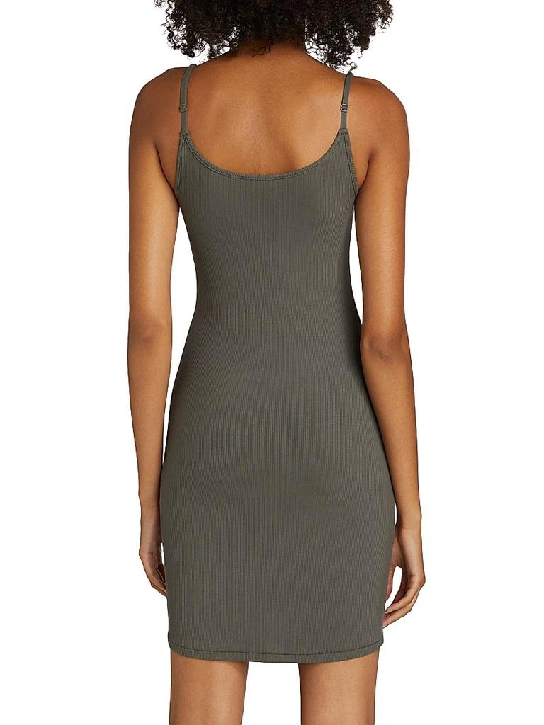 商品SKIMS|Soft Lounge Mini Slip Dress,价格¥222,第5张图片详细描述