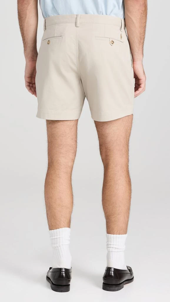 商品Ralph Lauren|Classic Fit Stretch Chino Shorts 6",价格¥690,第3张图片详细描述