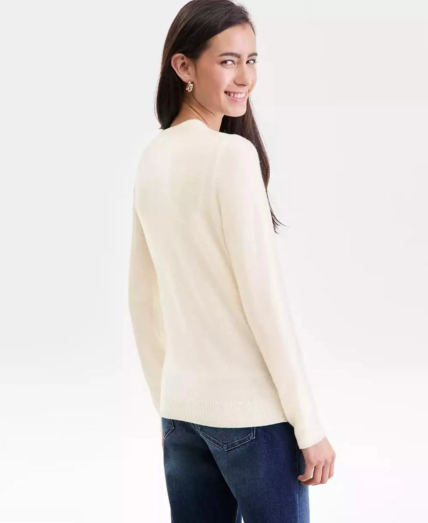 商品Charter Club|Women's Long-Sleeve 100% Cashmere Crewneck Sweater, PXS-3X, Macy's Exclusive,价格¥516,第2张图片详细描述