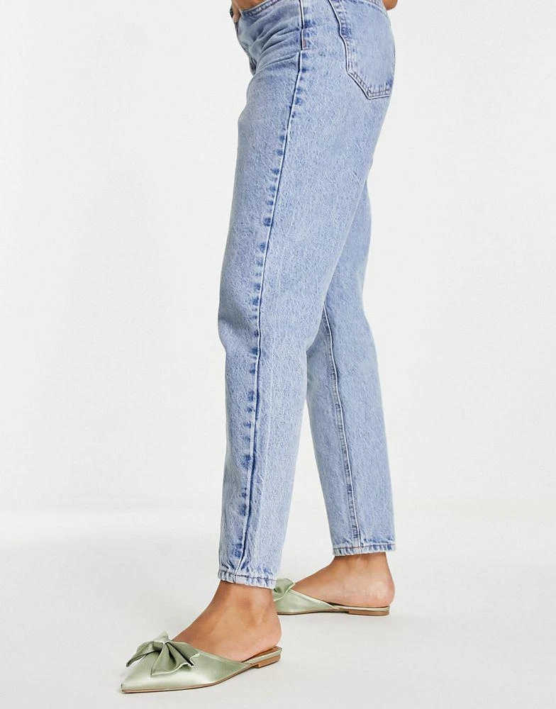 商品ASOS|ASOS DESIGN Lass oversized bow pointed flat mules in sage green satin,价格¥99,第3张图片详细描述