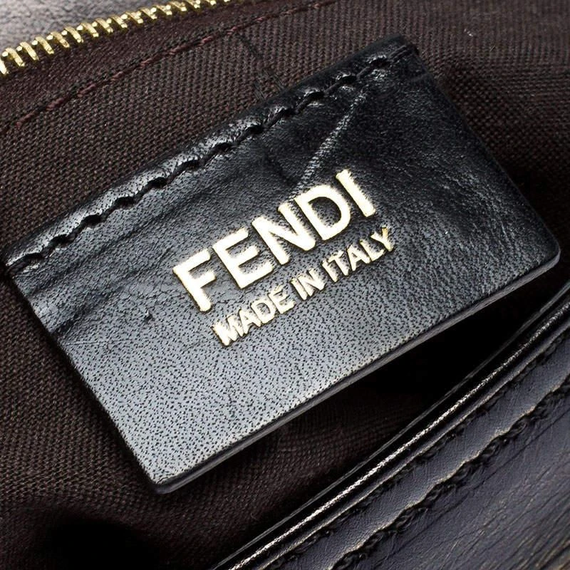 Fendi Black Leather Maxi Baguette Flap Shoulder Bag 商品