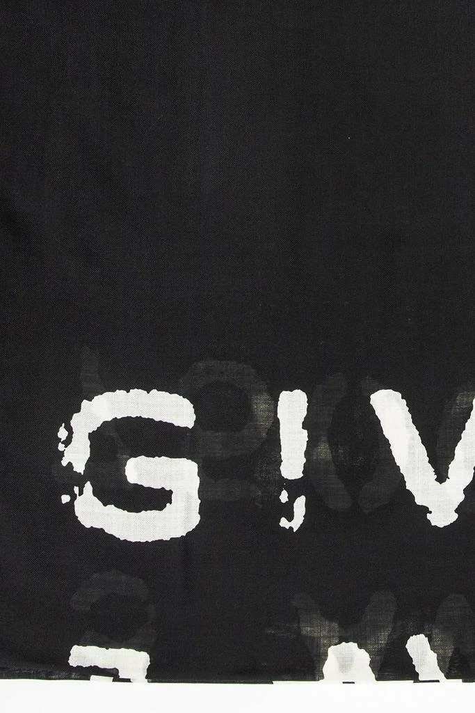 商品Givenchy|Givenchy Logo Printed Scarf,价格¥1830,第2张图片详细描述