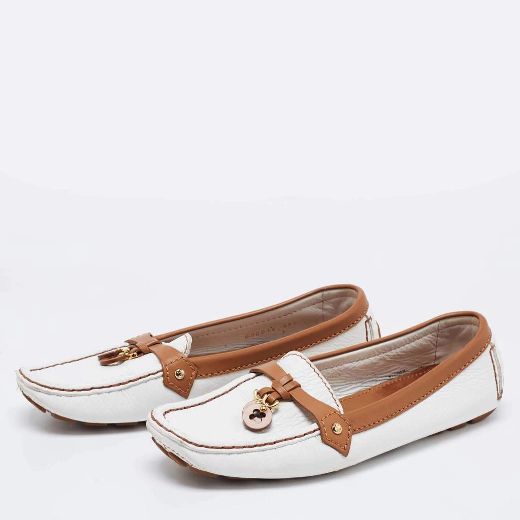 商品[二手商品] Louis Vuitton|Louis Vuitton White/Tan Leather Charm Loafers Size 39.5,价格¥2592,第2张图片详细描述