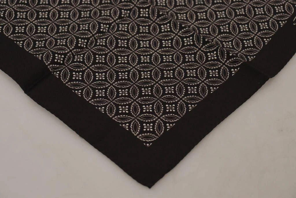 商品Dolce & Gabbana|Dolce & Gabbana Black Patterned DG Printed Square Handkerchief Scarf,价格¥964,第2张图片详细描述
