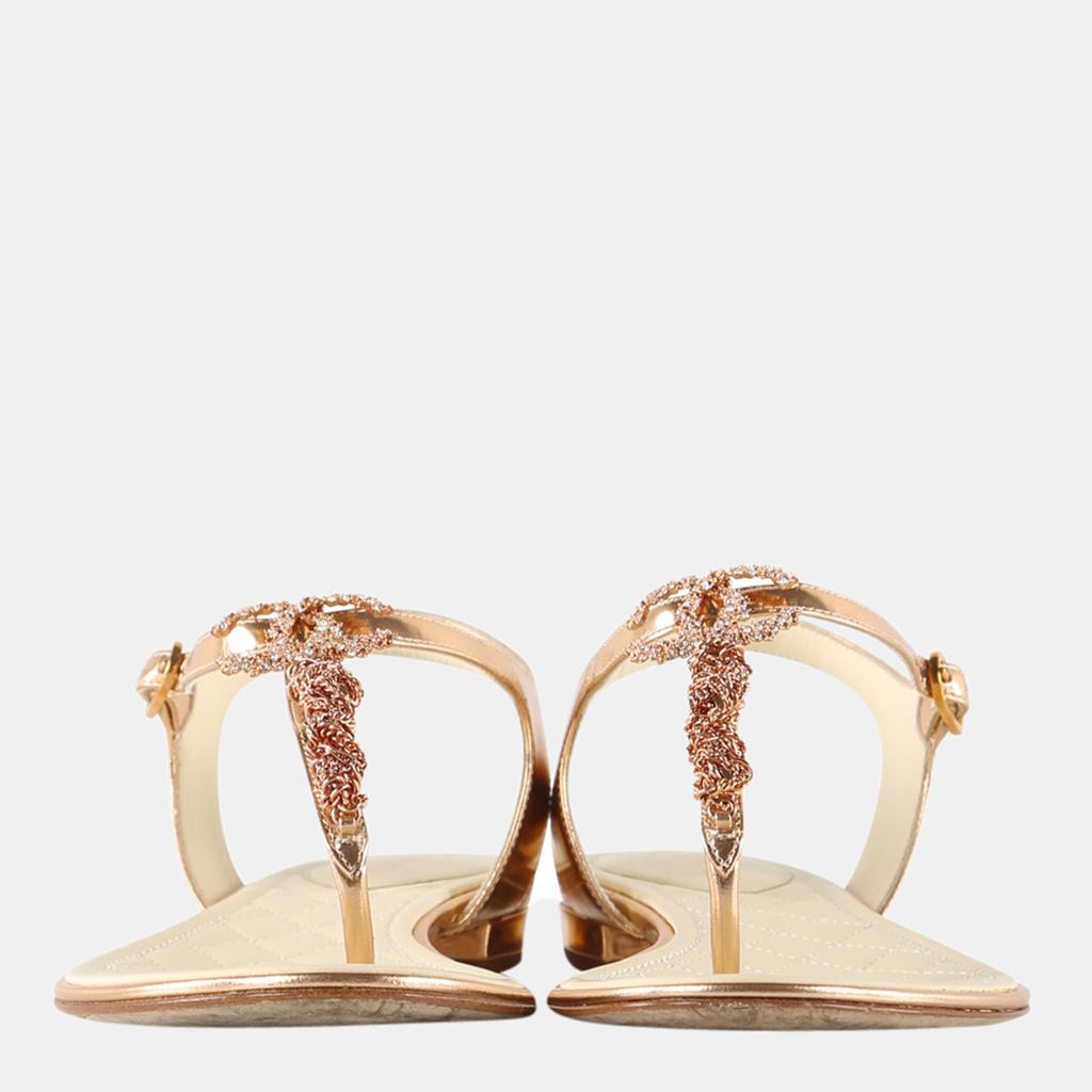 Chanel Gold Leather Chain And Crystals CC Thong Sandals商品第2张图片规格展示