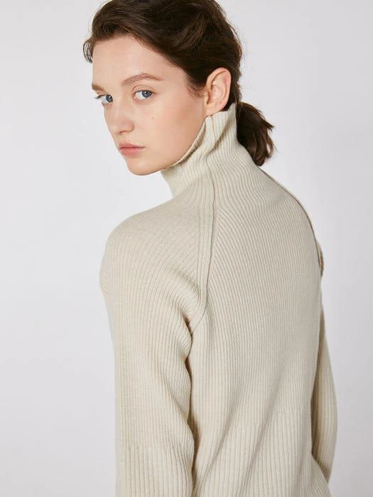 商品MOHAN|TOF Out-Cut Cashmere Turtleneck Knit,价格¥907,第4张图片详细描述