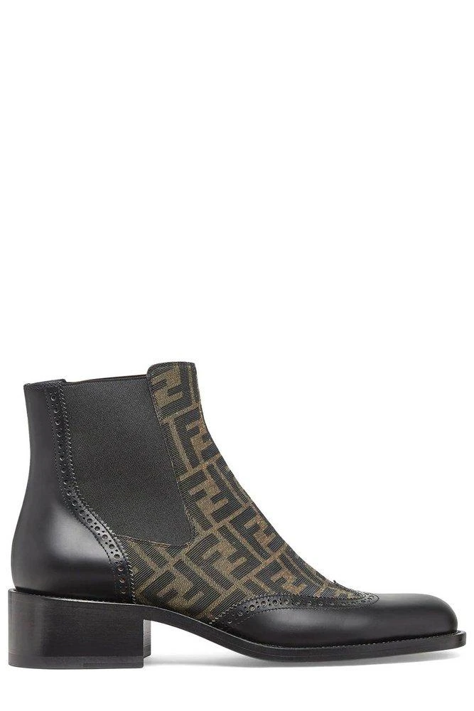 商品Fendi|Fendi Monogram-Pattern Almond Toe Ankle Boots,价格¥5814,第1张图片