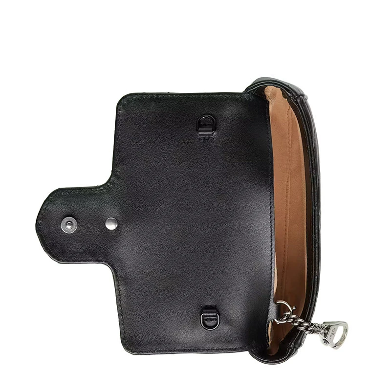 商品Gucci|【预售3-7天】GUCCI/古驰 GG Marmont系列 女士黑色V型绗缝皮革双G扣翻盖单肩斜挎包腰包‎699757UM8KV1000,价格¥10204,第6张图片详细描述