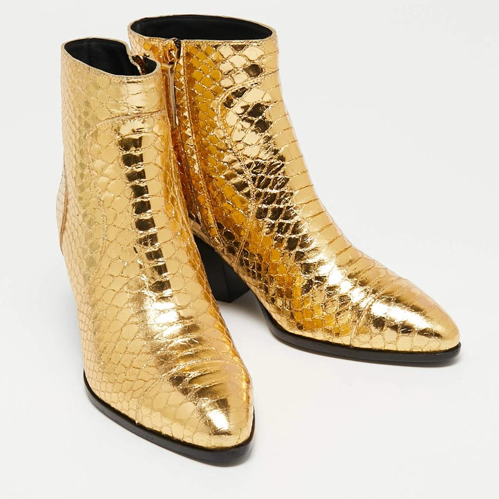 商品Giuseppe Zanotti|Giuseppe Zanotti Gold Python Embossed Leather Ankle Boots Size 37,价格¥3405,第4张图片详细描述