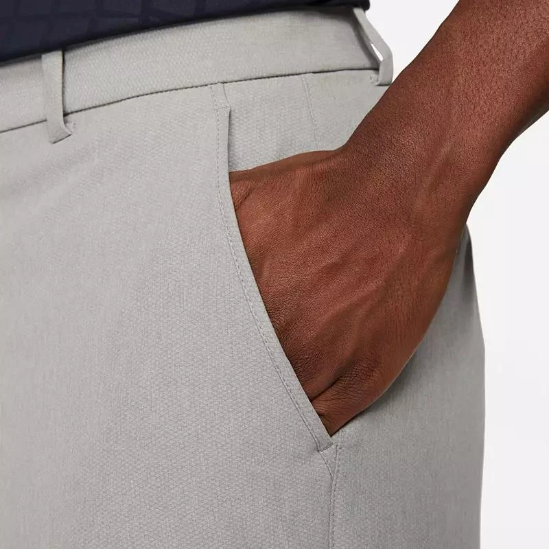 商品NIKE|Nike Men's Dri-FIT Hybrid 10.5'' Golf Shorts,价格¥254,第4张图片详细描述