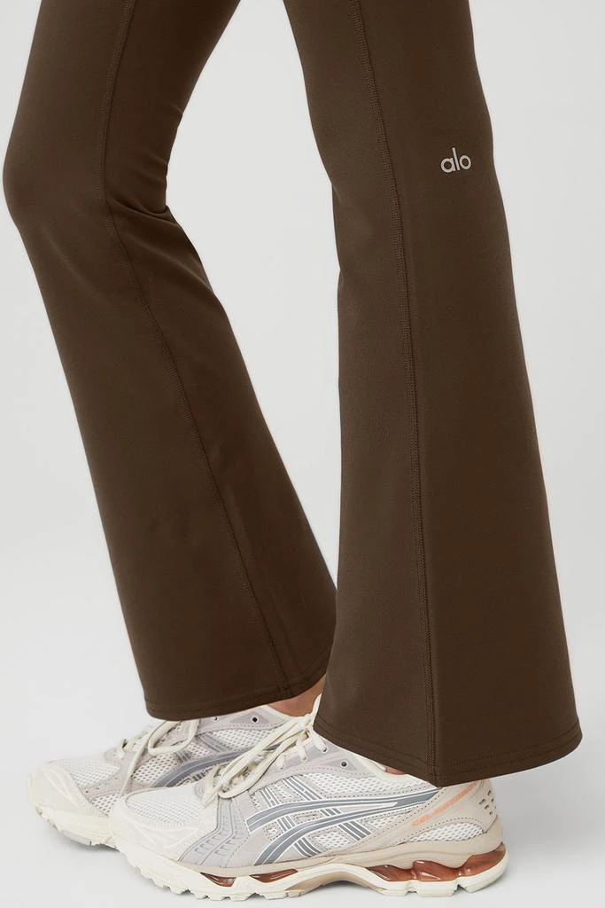 商品Alo|Airbrush High-Waist 7/8 Bootcut Legging - Espresso,价格¥1067,第4张图片详细描述