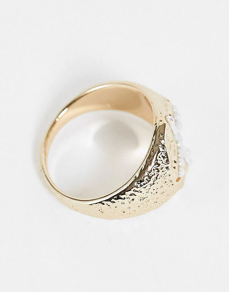 商品Topshop|Topshop faux pearl cross signet ring in gold,价格¥22,第4张图片详细描述