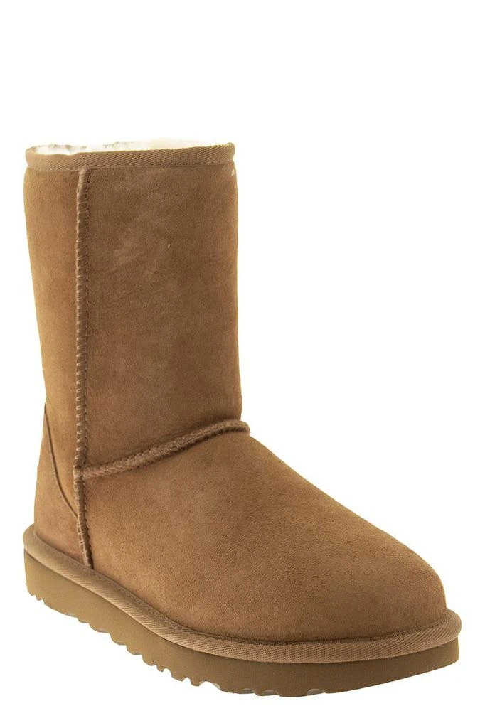 商品UGG|UGG CLASSIC SHORT II - Boots,价格¥1654,第2张图片详细描述