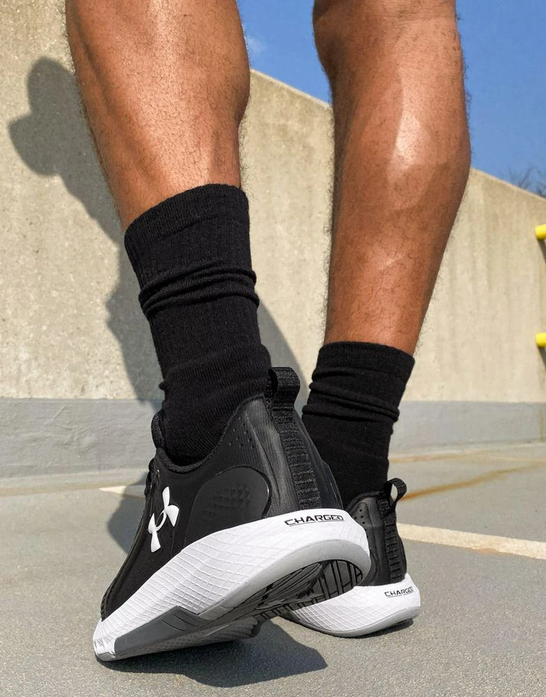 商品Under Armour|Under Armour Training Charged Commit 3 trainers in black and white,价格¥383,第3张图片详细描述