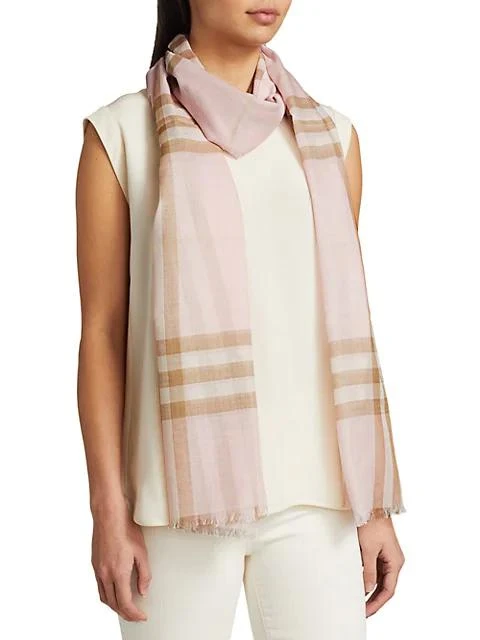 商品Burberry|Giant Check Gauze Scarf,价格¥3126,第1张图片