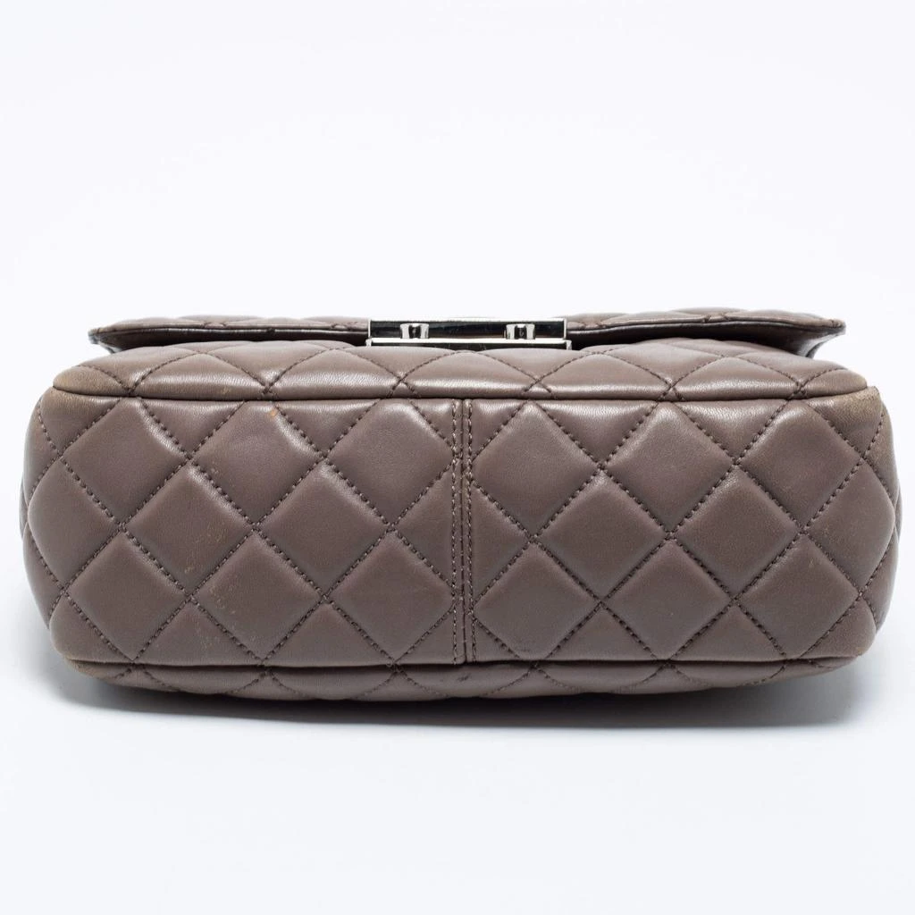 Michael Kors Dark Beige Quilted Leather Sloan Shoulder Bag 商品