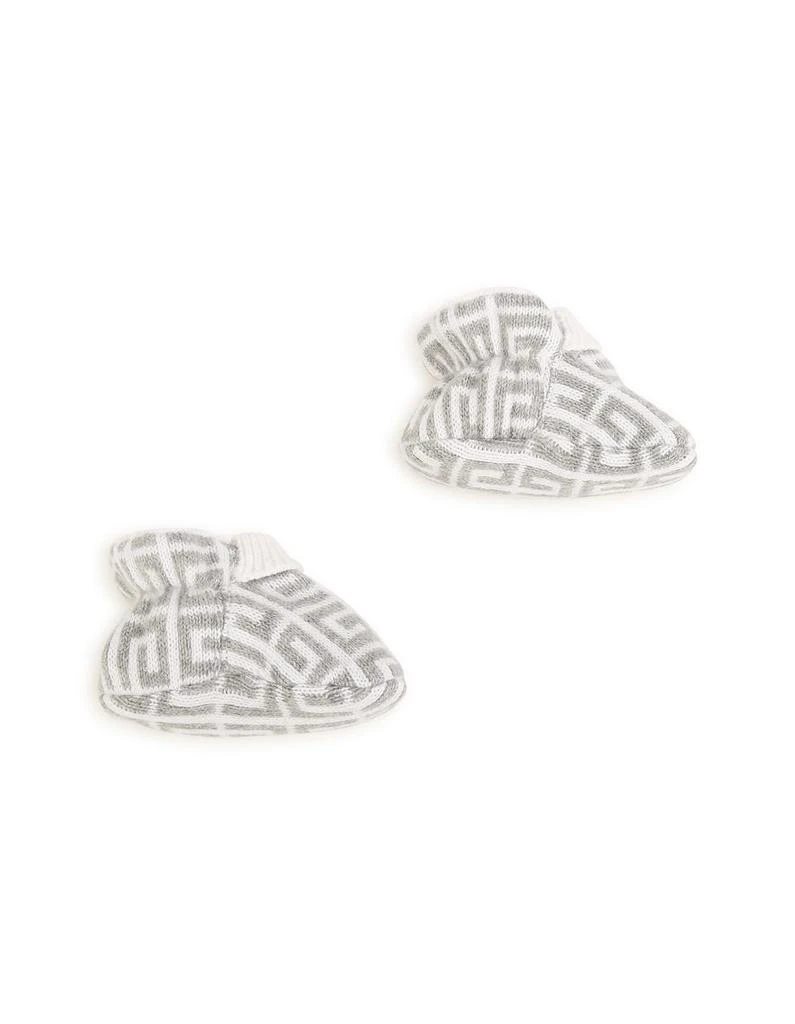 商品Givenchy|Beanie And Booties In White And Grey With 4g Pattern,价格¥1407,第3张图片详细描述