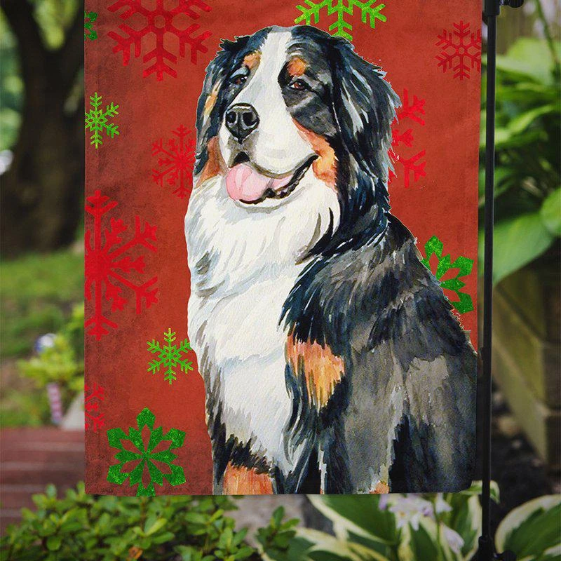 商品Caroline's Treasures|11 x 15 1/2 in. Polyester Bernese Mountain Dog Red  Green Snowflakes Holiday Christmas Garden Flag 2-Sided 2-Ply,价格¥137,第2张图片详细描述